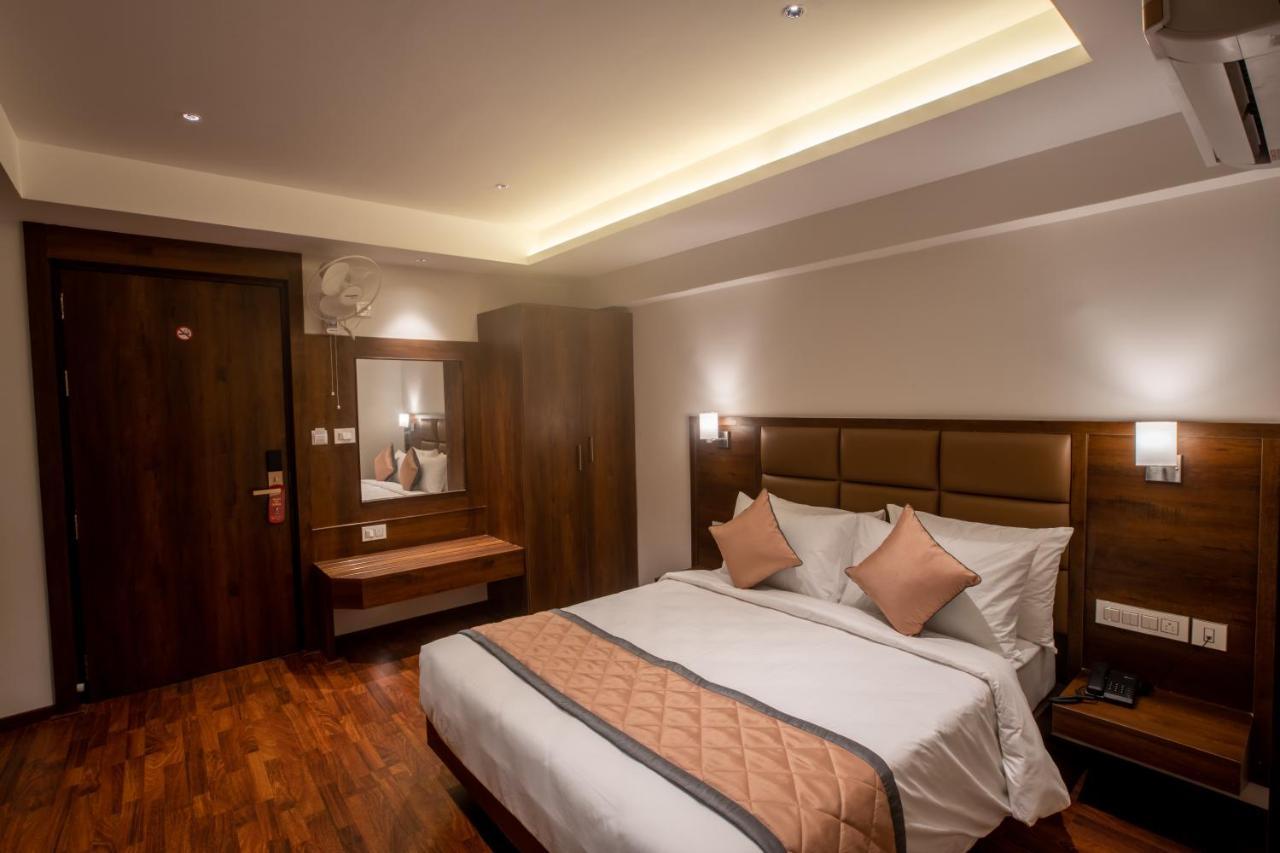 Golden Fortune Inn Hotel Μπανγκαλόρ Εξωτερικό φωτογραφία