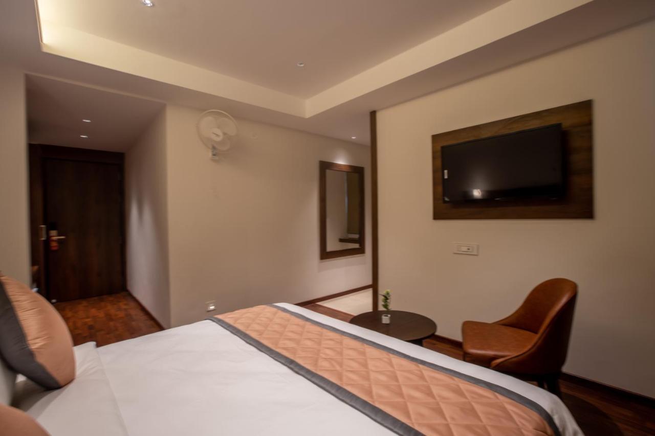 Golden Fortune Inn Hotel Μπανγκαλόρ Εξωτερικό φωτογραφία