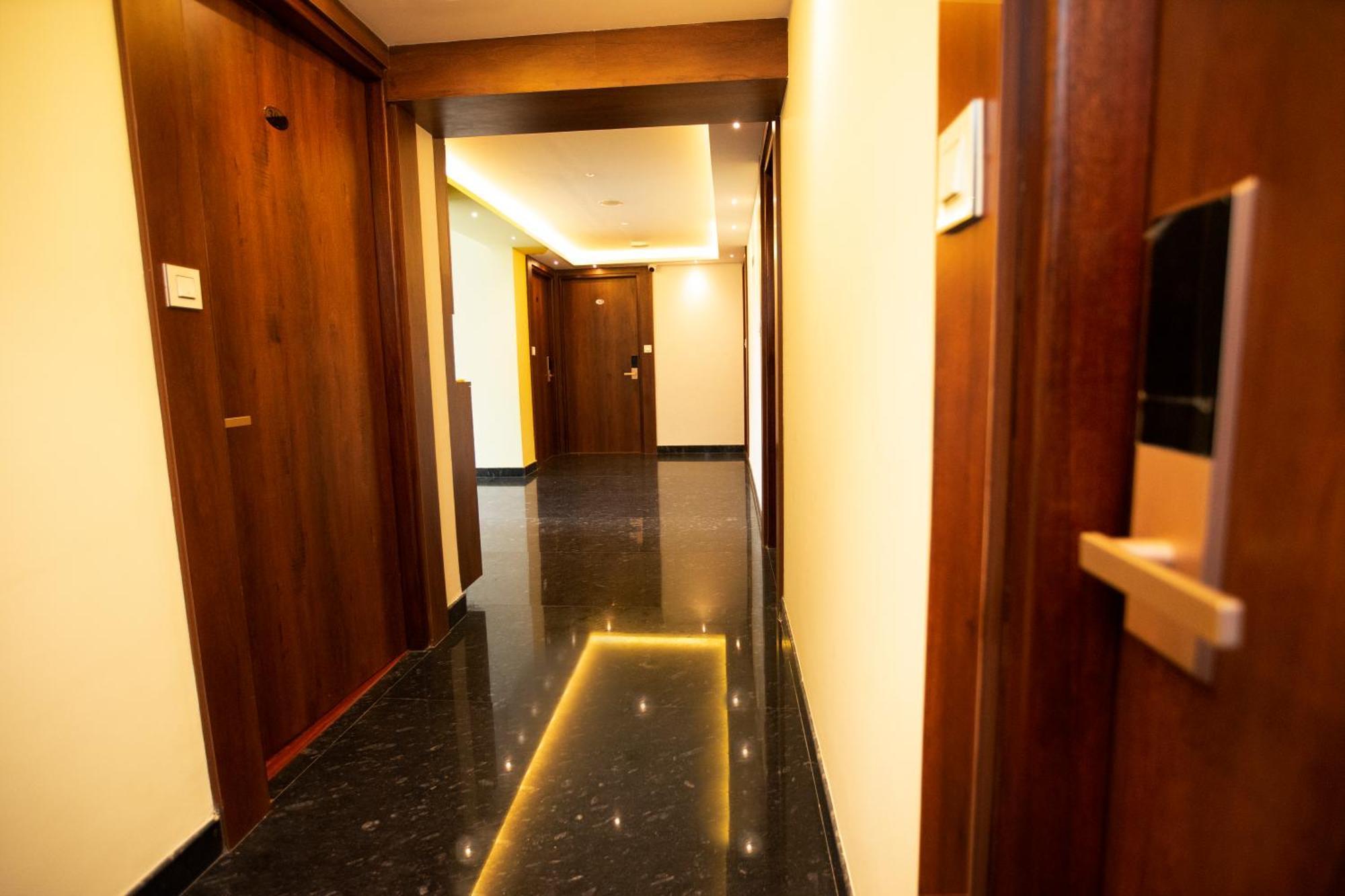 Golden Fortune Inn Hotel Μπανγκαλόρ Εξωτερικό φωτογραφία
