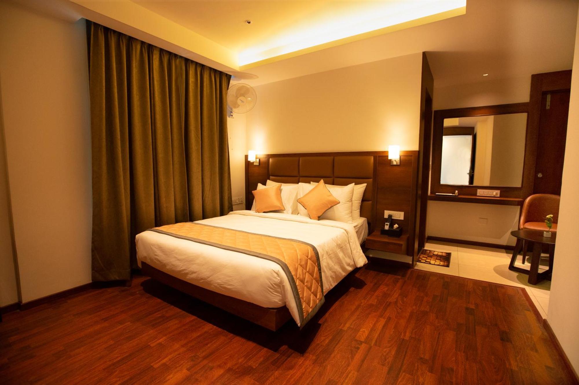 Golden Fortune Inn Hotel Μπανγκαλόρ Εξωτερικό φωτογραφία