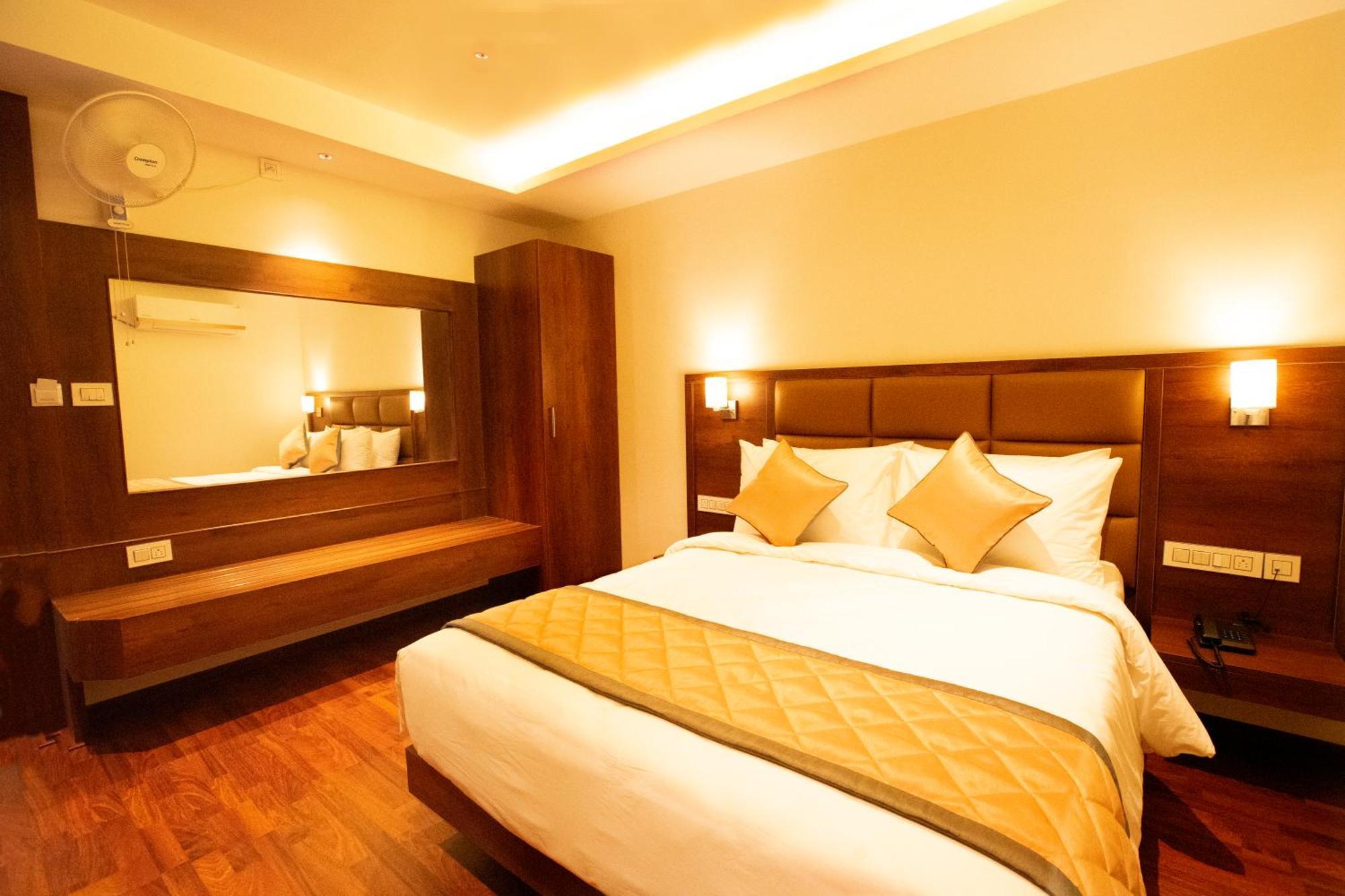 Golden Fortune Inn Hotel Μπανγκαλόρ Εξωτερικό φωτογραφία