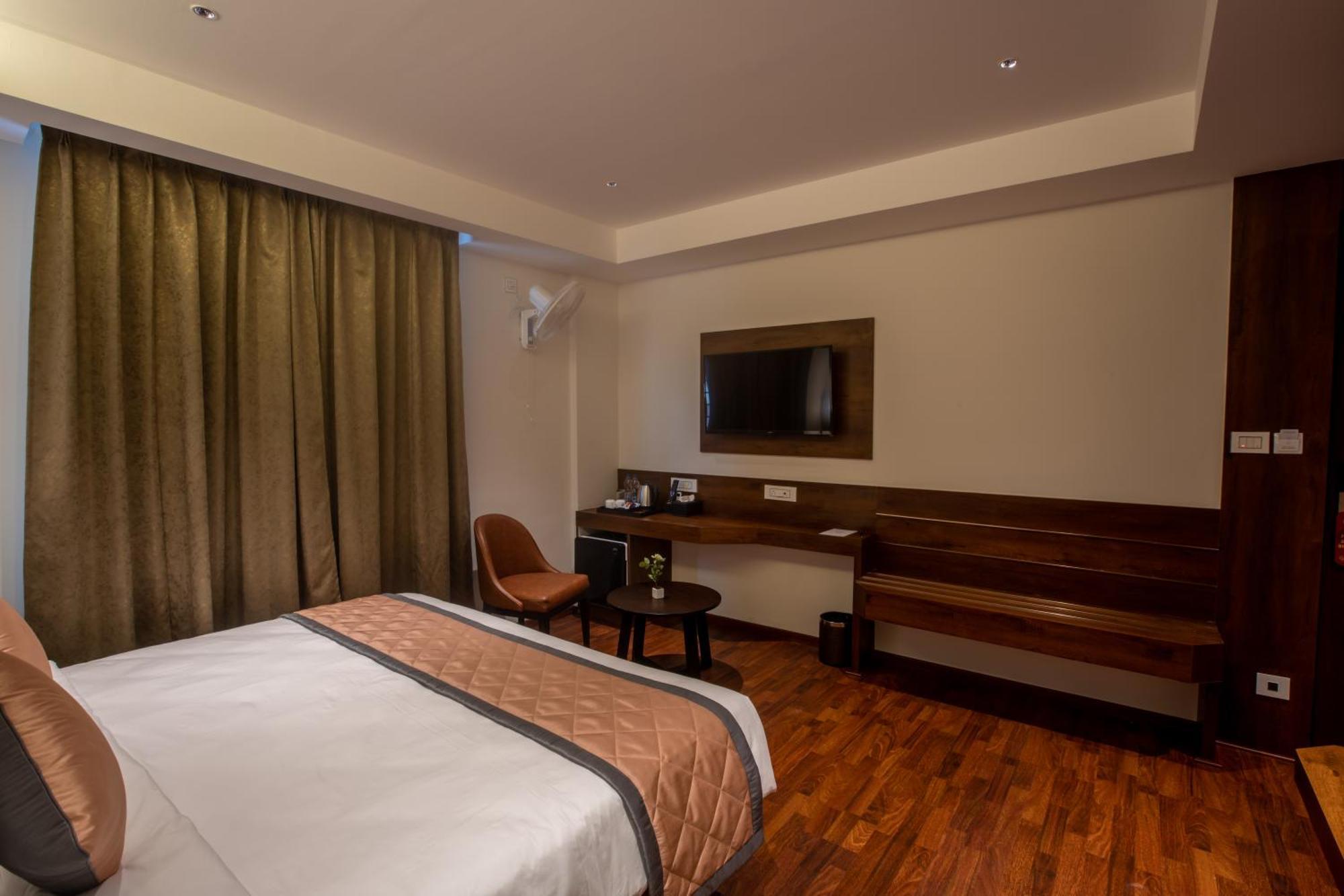 Golden Fortune Inn Hotel Μπανγκαλόρ Εξωτερικό φωτογραφία